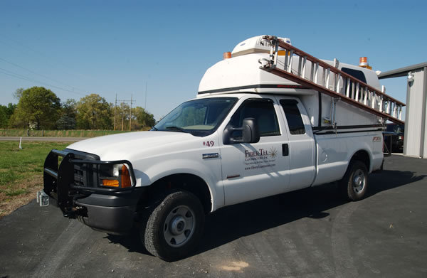 Another splicing truck with lab