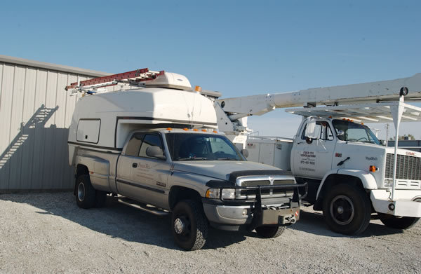 Splicing truck with lab